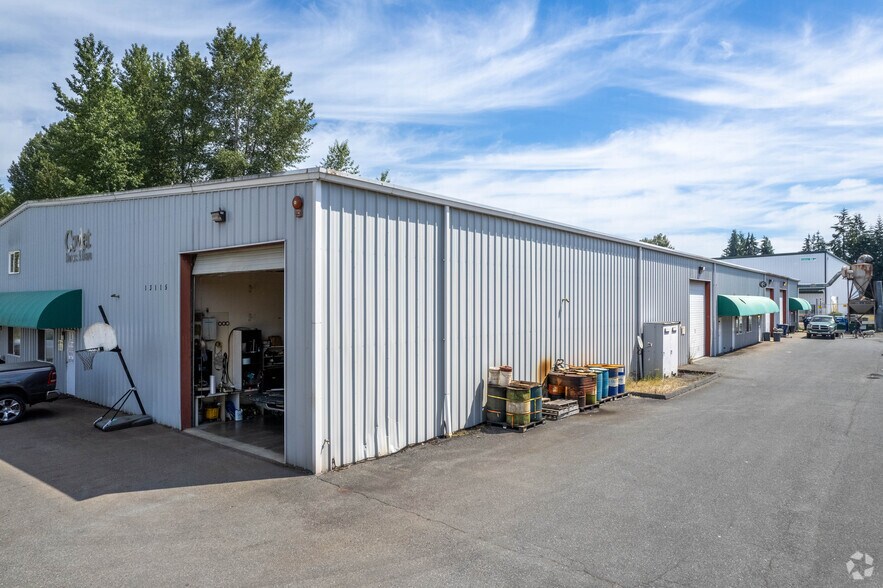 More Photos Of 13115 41st Ave NE, Marysville Manufacturing For Sale