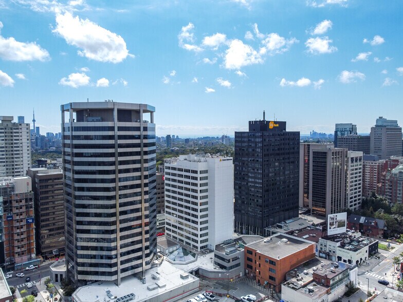 More Photos Of 2 St Clair Av W, Toronto Office For Lease