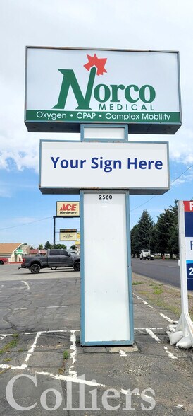 More Photos Of 2560 S Overland Ave, Burley Freestanding For Lease