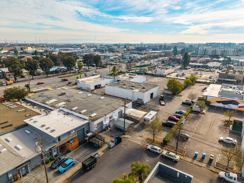 More Photos Of 450 Veterans Blvd, Redwood City Unknown For Lease