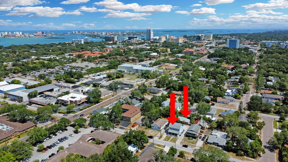 More Photos Of 822 Grand Central St, Clearwater Apartments For Sale