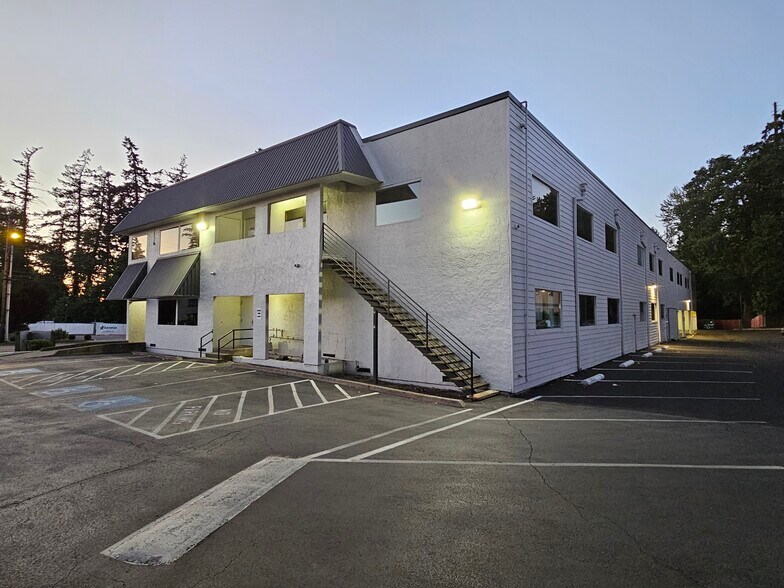 More Photos Of 3850 Portland Rd NE, Salem Medical For Sale