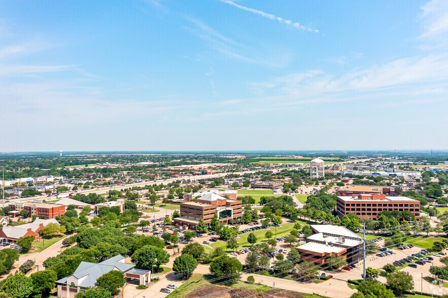More Photos Of 1600 N Redbud Blvd, McKinney Office For Sale