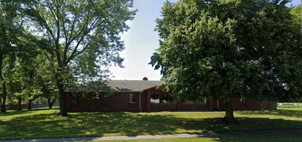 More Photos Of 15295 Pennsylvania Rd, Riverview Specialty For Lease