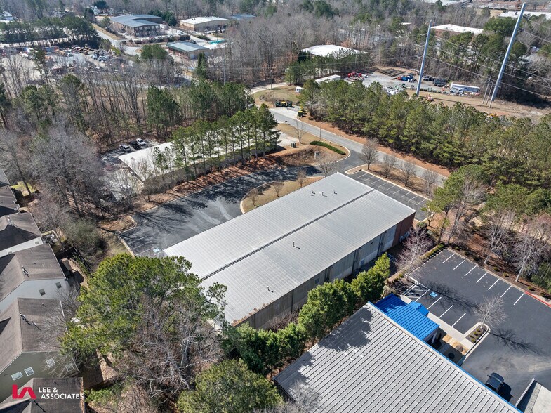 More Photos Of 4240 Industrial Center Ln, Acworth Warehouse For Sale