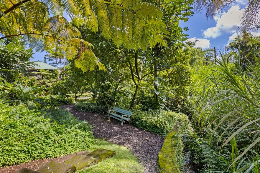 More Photos Of 333 Iliahi St, Hilo Hotel For Sale