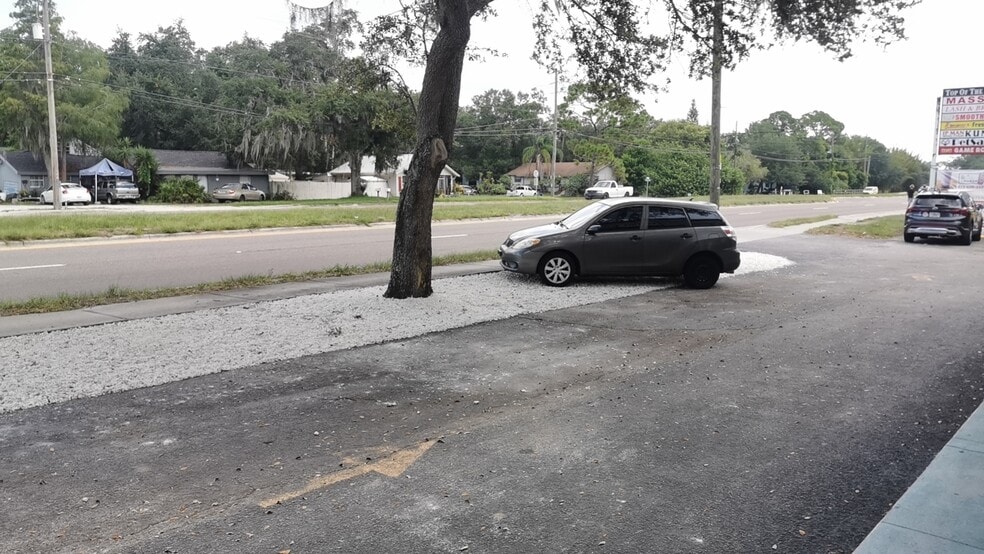 More Photos Of 3701 State Road 580 W, Oldsmar Freestanding For Lease