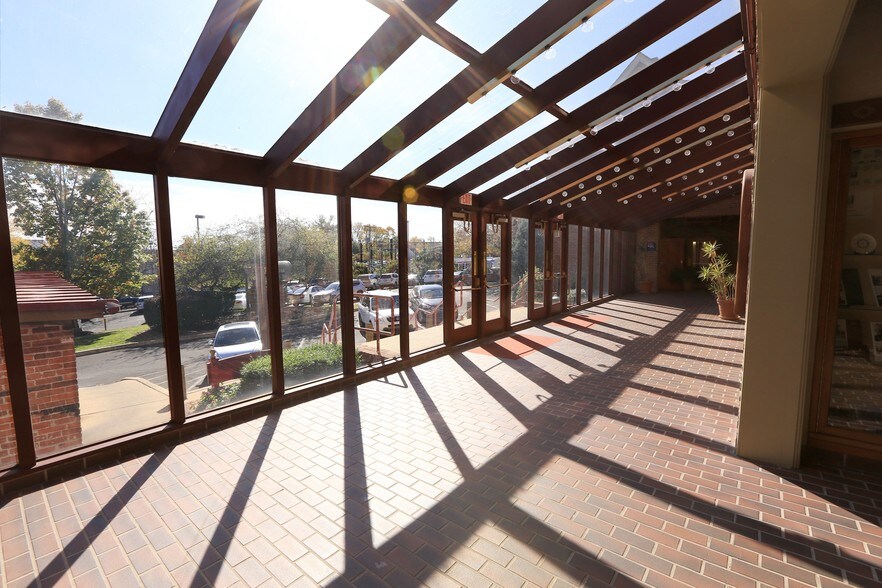 More Photos Of 100 S Main St, Doylestown Office For Lease