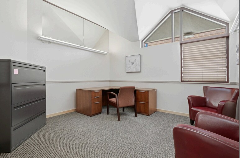More Photos Of 123 Durbin St, Casper Office For Sale