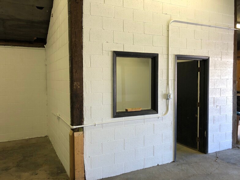 More Photos Of 4728 State Route 982, Latrobe Industrial For Sale