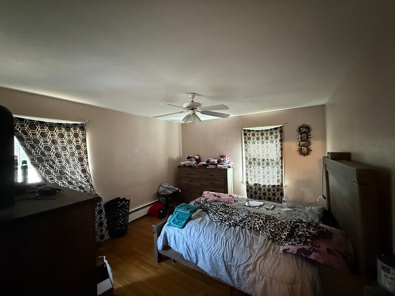 More Photos Of 1717 W Market St, Pottsville Apartments For Sale