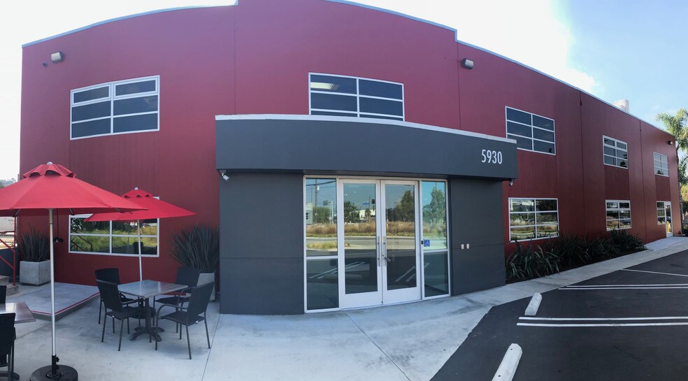 More Photos Of 5930 W Jefferson Blvd, Los Angeles Loft Creative Space For Lease