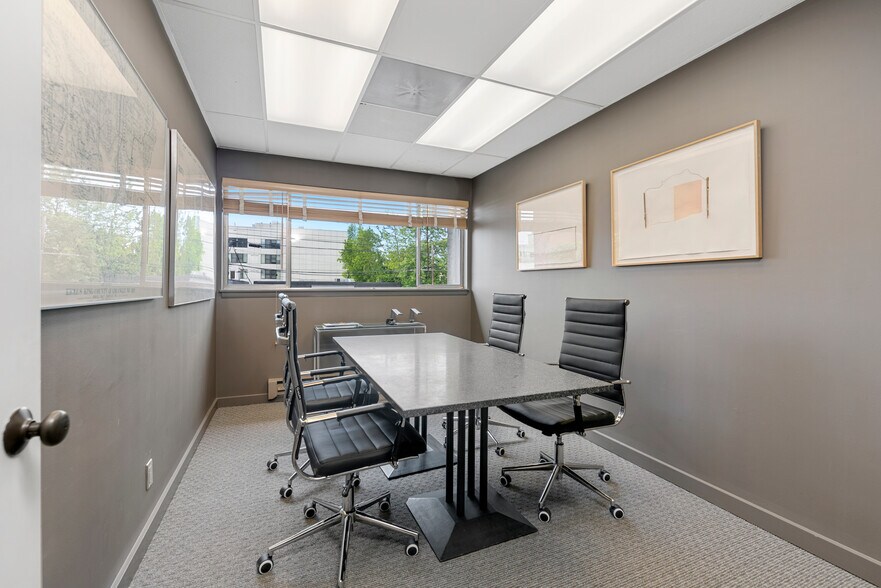 More Photos Of 1532 13th Ave, Seattle Office For Lease