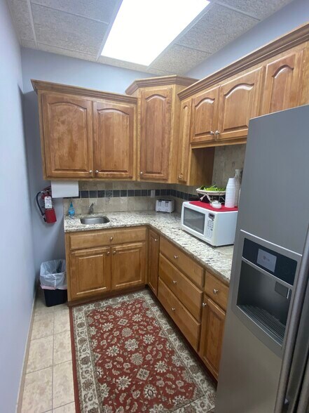 More Photos Of 115-125 E Park St, Olathe Office For Sale