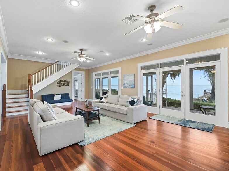 More Photos Of 12730 E Highway 25, Ocklawaha Specialty For Sale