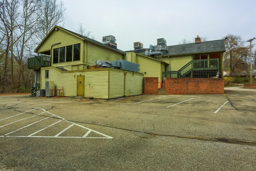 More Photos Of 634 Camp Horne Rd, Pittsburgh General Retail For Sale