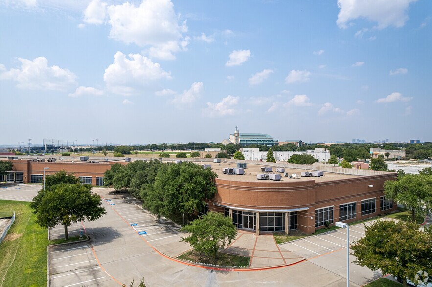 More Photos Of 4240 International Pky, Carrollton Flex For Lease