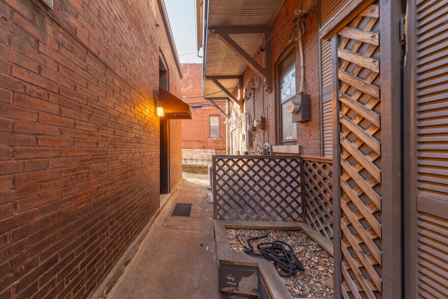 More Photos Of 5-9 S Newstead Ave, Saint Louis Storefront For Sale