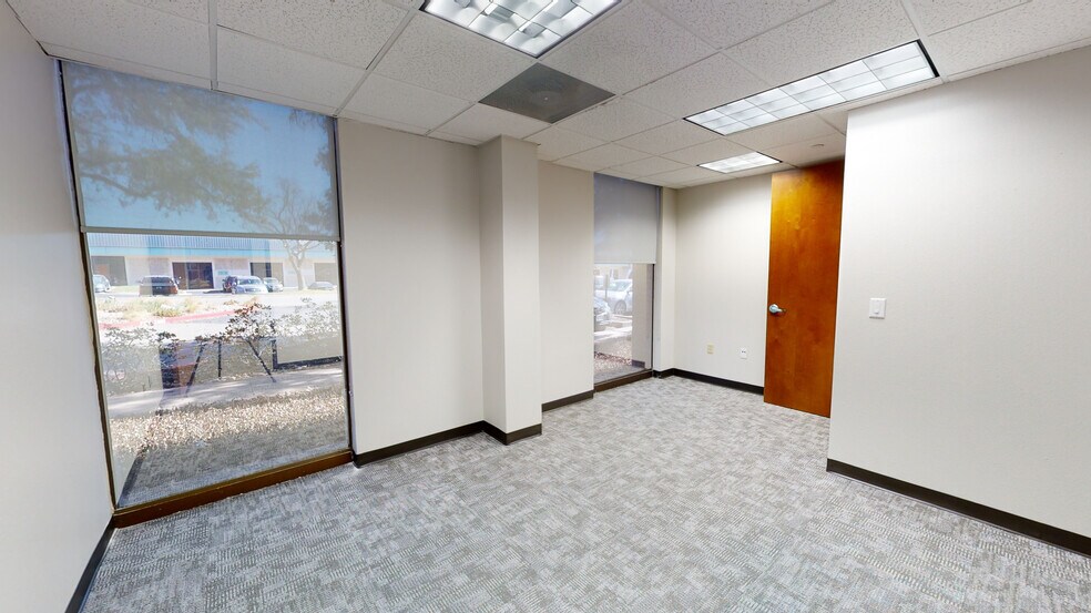 More Photos Of 7701 N Lamar Blvd, Austin Unknown For Lease