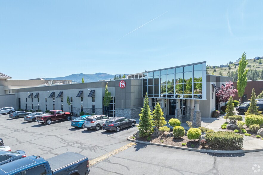 More Photos Of 1322 N Whitman Ln, Liberty Lake Office For Lease