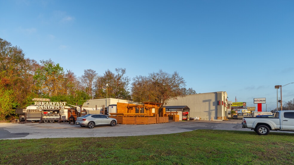 More Photos Of 7212 N Dale Mabry Hwy, Tampa Freestanding For Sale