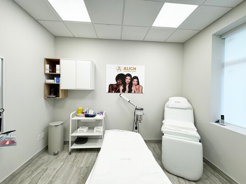 More Photos Of 200 Cachet Woods Crt, Markham Office For Sale