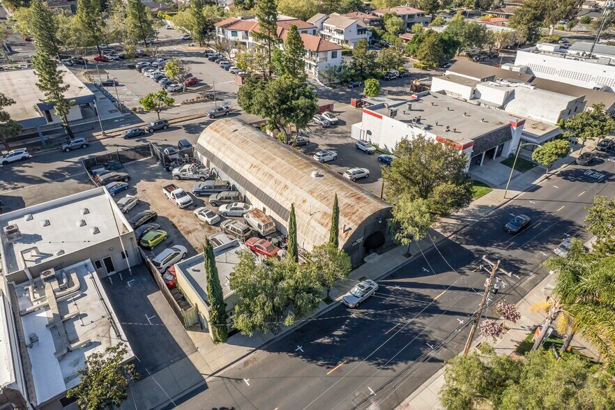 Primary Photo Of 615-617 University Ave, Los Gatos Warehouse For Sale