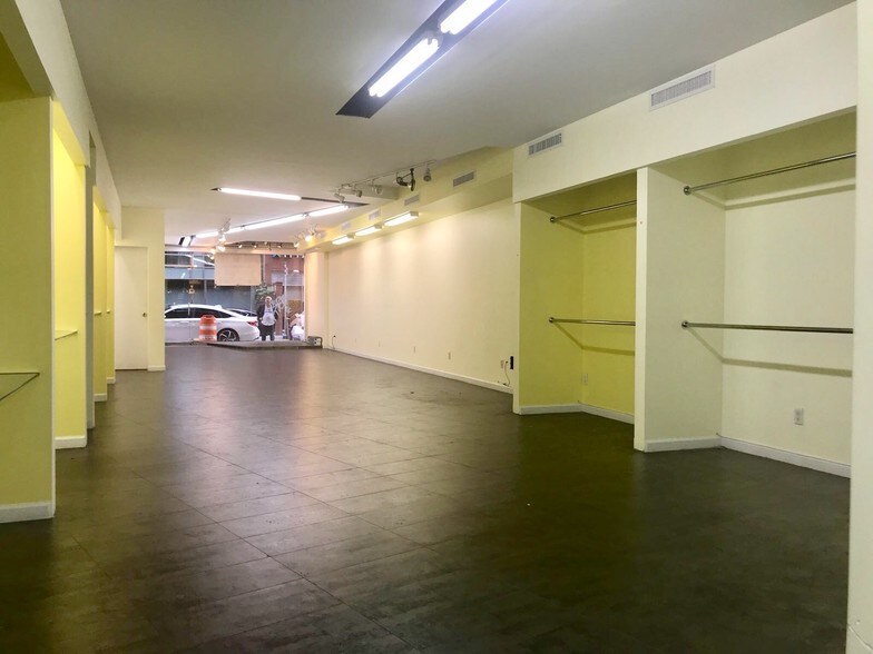 More Photos Of 41 W 36th St, New York Office For Sale