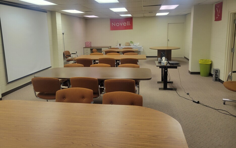 More Photos Of 731 Gratiot Ave, Saginaw Loft Creative Space For Lease