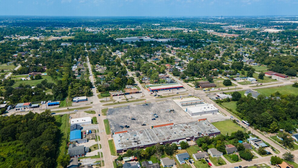 More Photos Of 11320 Homestead Rd, Houston Supermarket For Sale