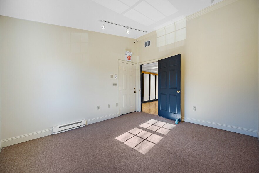 More Photos Of 43 Main St, Clinton Township Storefront For Sale