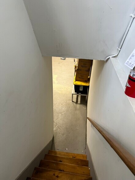 More Photos Of 4009 34th St, Mount Rainier Restaurant For Sale