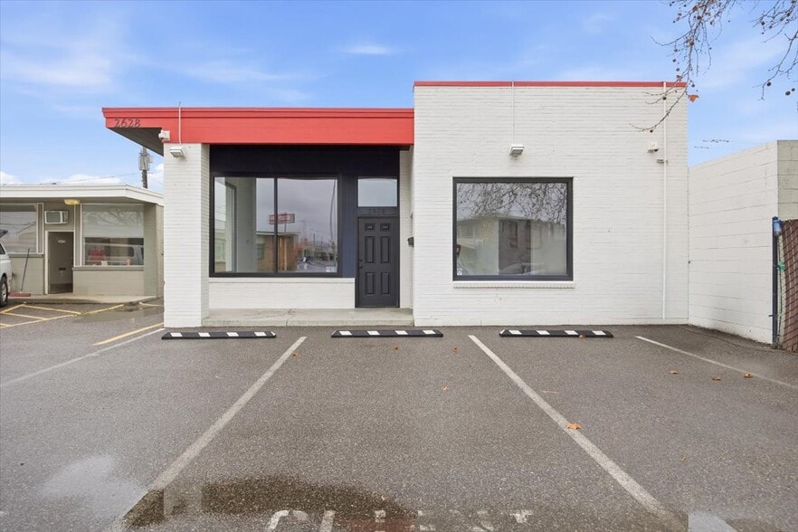 More Photos Of 2628 W Bruneau Pl, Kennewick Office For Lease