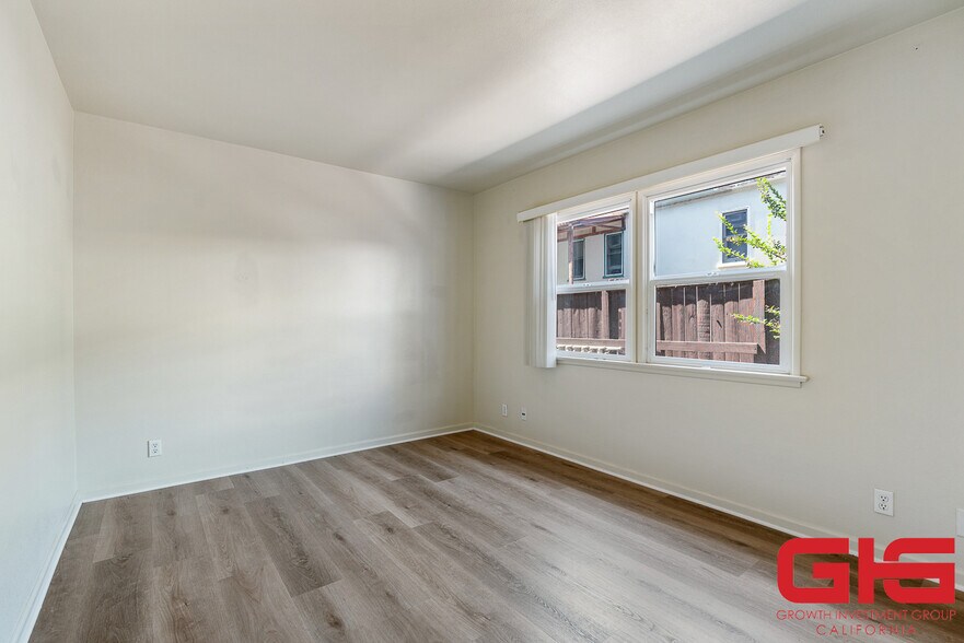 More Photos Of 380 S Sierra Madre Blvd, Pasadena Apartments For Sale