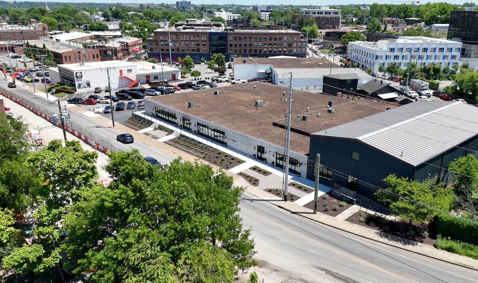More Photos Of 469 Chestnut St, Nashville Freestanding For Lease