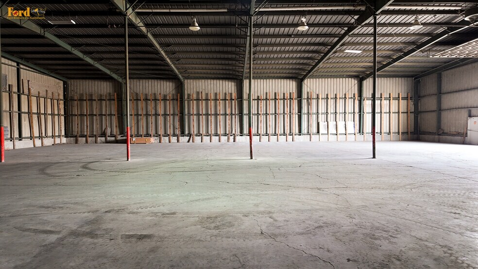 More Photos Of 1921 N Main St, Monticello Unknown For Lease