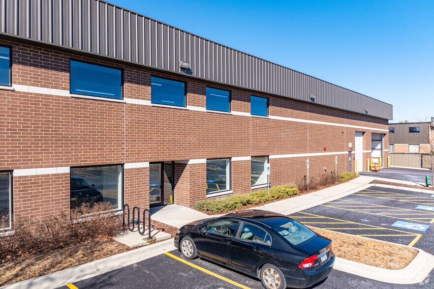 Primary Photo Of 1425 Nagel Blvd, Batavia Warehouse For Sale