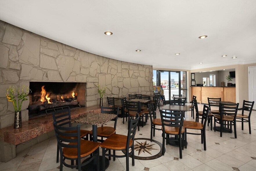 More Photos Of 1514 S Broadway, Santa Maria Hotel For Sale