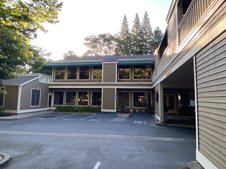 More Photos Of 50 Oak Ct, Danville Office For Lease