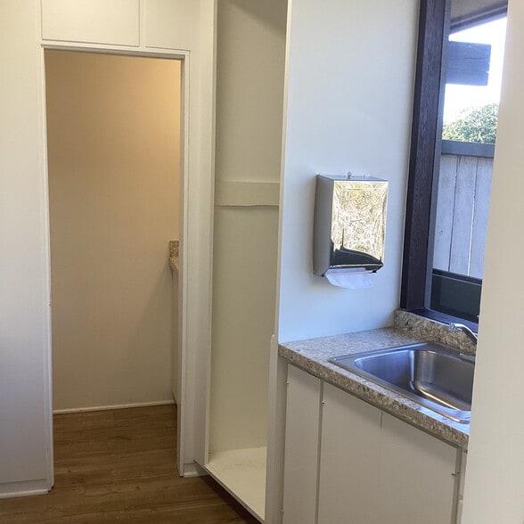 More Photos Of 84 Santa Rosa St, San Luis Obispo Medical For Lease