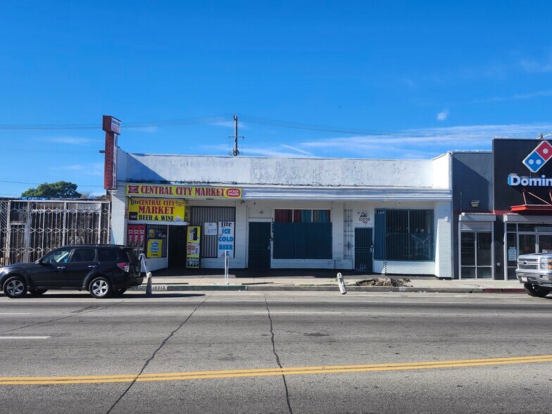 More Photos Of 10209 S Central Ave, Los Angeles Convenience Store For Lease