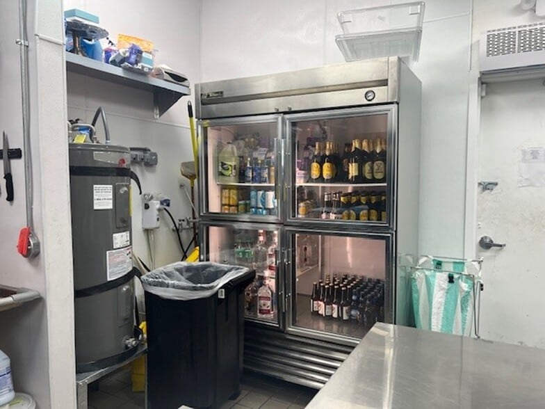 More Photos Of 7686 S Las Vegas Blvd, Las Vegas Restaurant For Lease