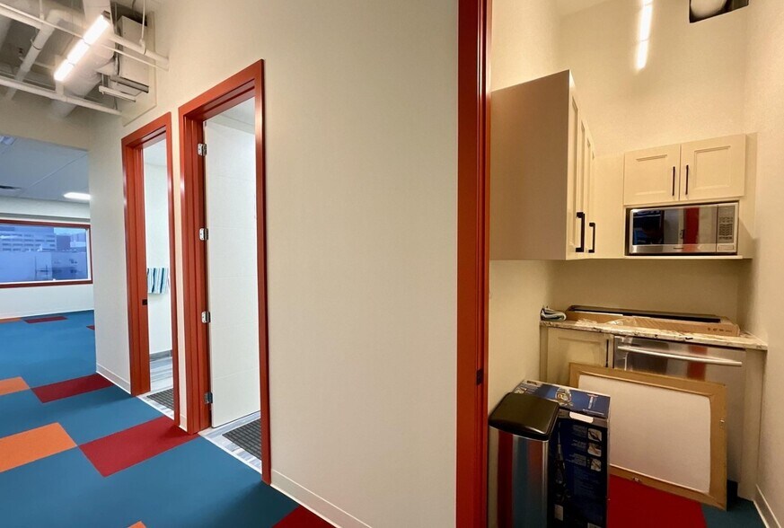 More Photos Of 10410 102 Av NW, Edmonton Office For Sale