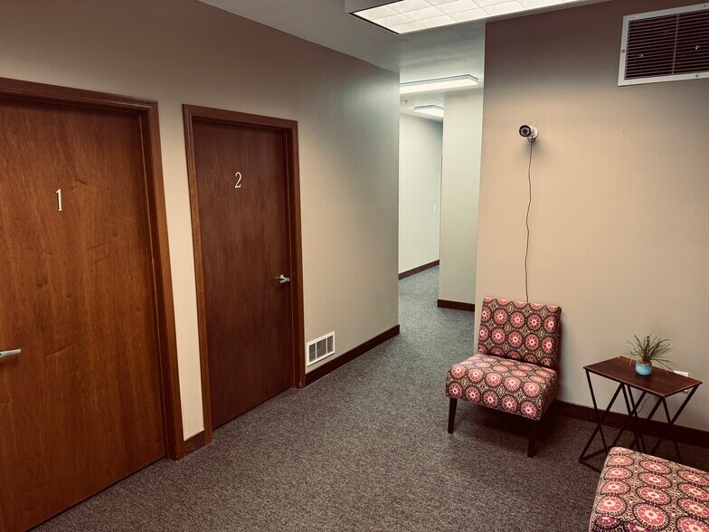 More Photos Of 744 Southcross Dr W, Burnsville General Retail For Sale