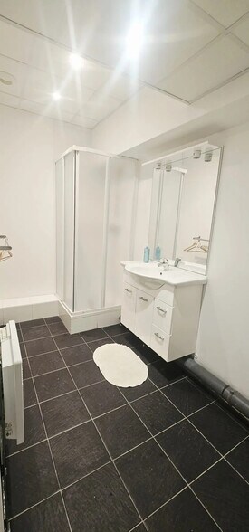 More Photos Of 250 Avenue Du Président Wilson, Saint-Denis Office For Sale