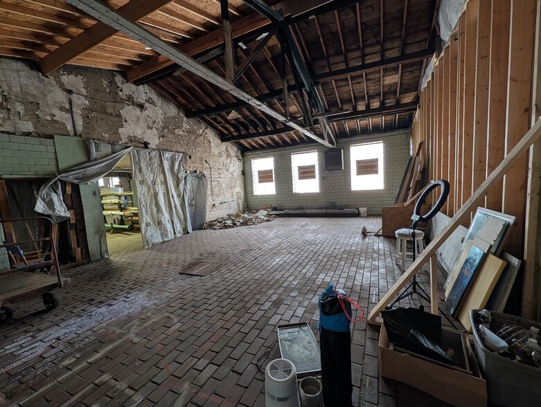 More Photos Of 67 Brenner Ave, Dayton Warehouse For Sale