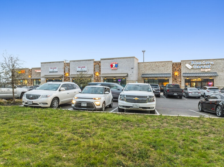More Photos Of 2980 Joe Dimaggio Blvd, Round Rock Storefront For Sale