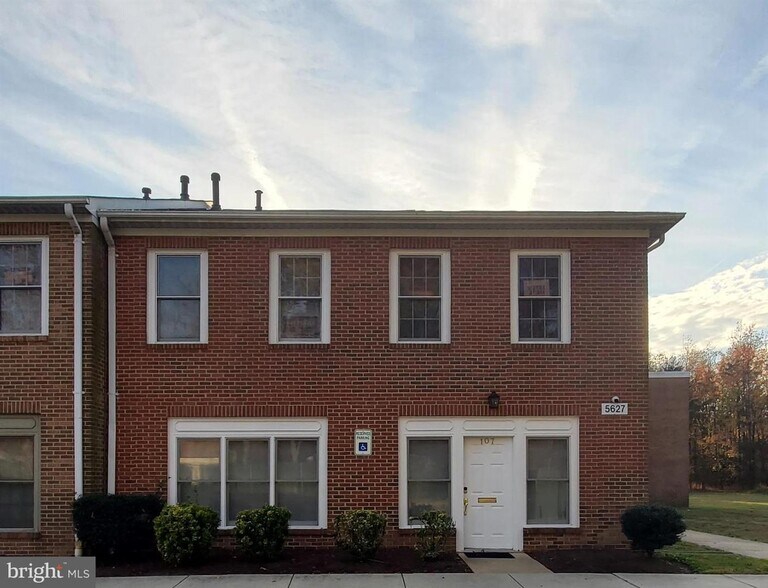 More Photos Of 5627 Allentown Rd, Suitland Office For Sale
