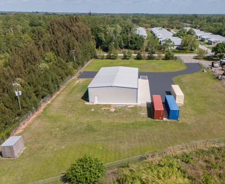 More Photos Of 395 E Lincoln Ave, LaBelle Warehouse For Sale