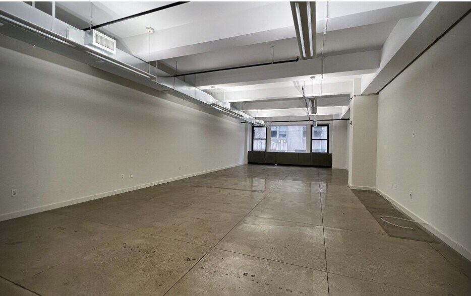 More Photos Of 111 John St, New York Office For Lease